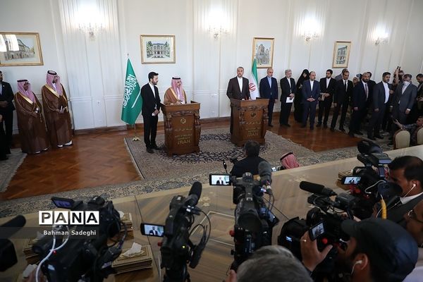 دیدار وزرای خارجه عربستان و ایران
