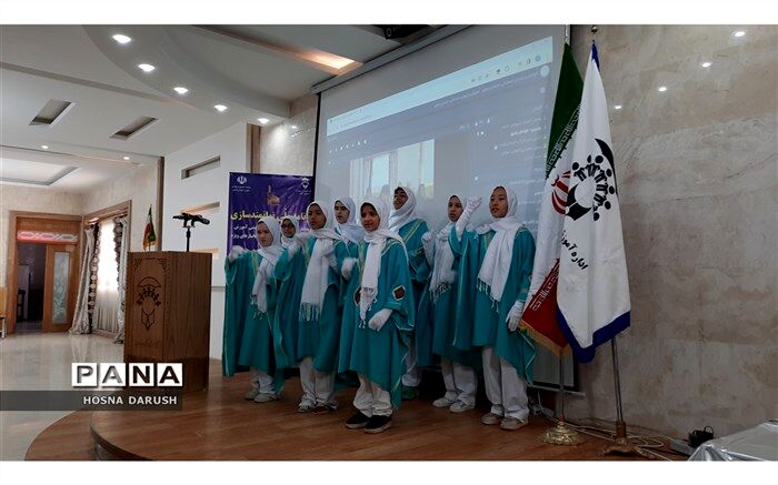 شناخت ویژگی‌های مخاطبین در اجرای برنامه درسی هدف اصلی برنامه ملی توانمندسازی معلمان است