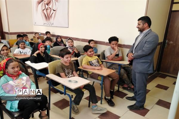 آیین افتتاحیه غنی‌سازی اوقات فراغت دانش‌آموزان ابرکوهی