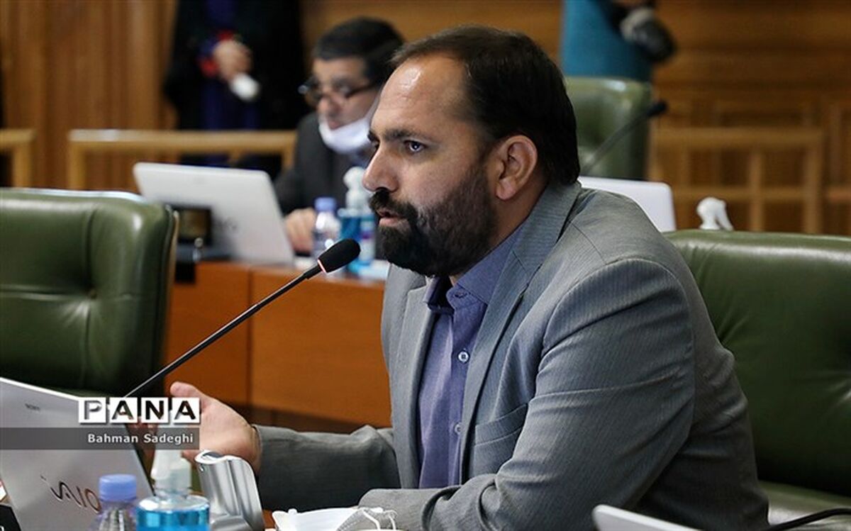 واکنش عضو شورا به بررسی پرونده زمین‌های مزروعی در صحن شورای شهر