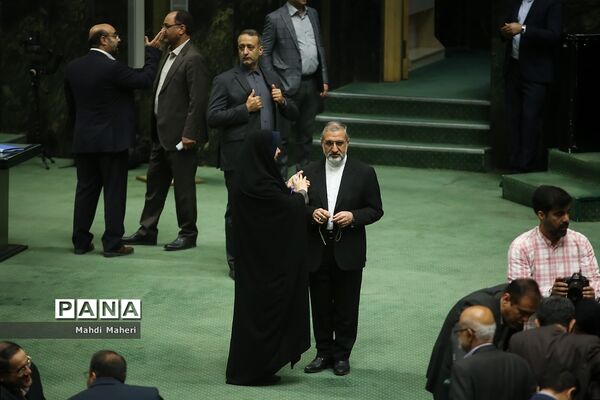 جلسه علنی مجلس شورای اسلامی با حضور رئیس جمهوری