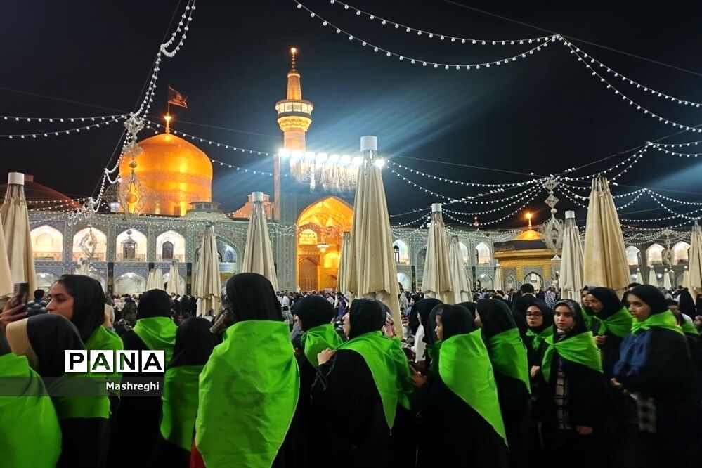130 دانش آموز دختر زیارت اولی به مشهد مقدس اعزام شدند