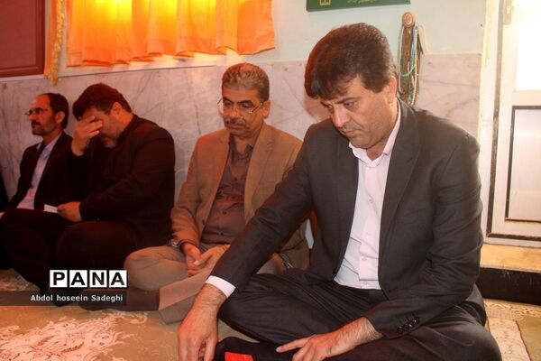 برگزای مراسم زیارت عاشورا در اداره‌کل آموزش و پرورش استان بوشهر