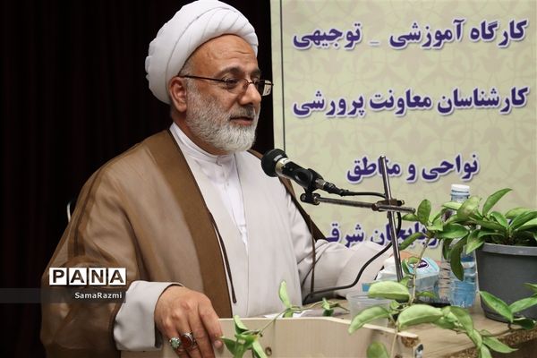 کارگاه توجیهی- آموزشی معاونان پرورشی نواحی و مناطق آذربایجان شرقی