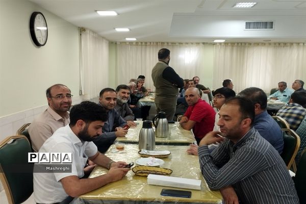 حضور دانش‌آموزان دختر اصفهانی زیارت‌اولی در مهمان‌سرای حضرت امام رضا (ع)