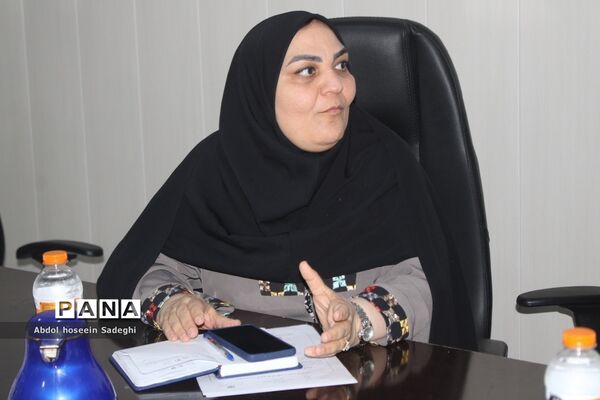 جلسه شورای نظارت بر مدارس بزرگسال استان بوشهر