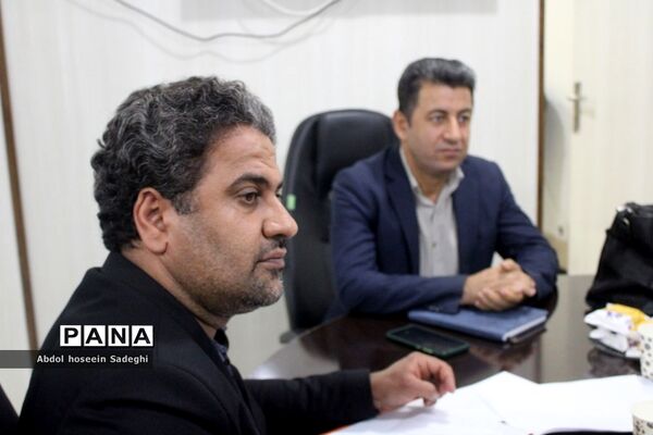 جلسه شورای نظارت بر مدارس بزرگسال استان بوشهر