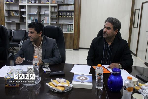 جلسه شورای نظارت بر مدارس بزرگسال استان بوشهر