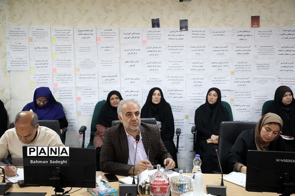 نشست تخصصی بررسی و تحلیل چالش‌های تحصیلی دانش‌آموزان اتباع خارجی در ایران