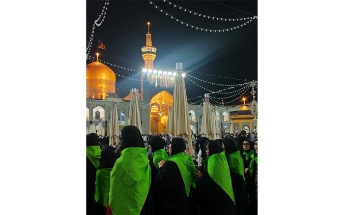 دوست دارم همیشه در حرم امام رضا بمانم و کاش این اردو هیچ وقت تمام نمی‌شد