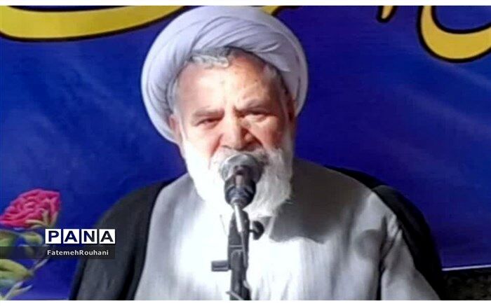 تدبر ومشورت باعث رعایت همه ملاحظات در کارها می‌شود
