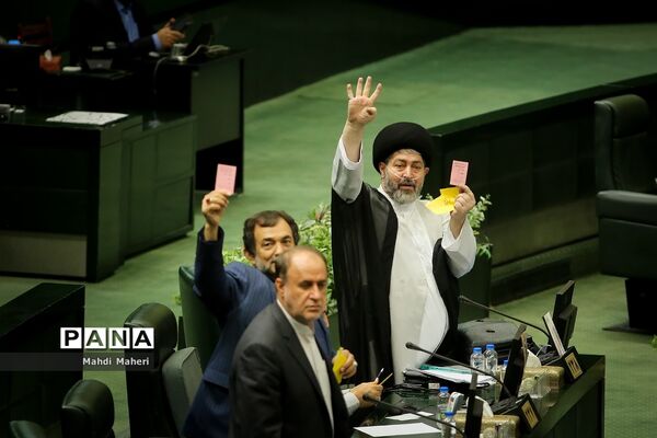 رای اعتماد مجلس به وزیر پیشنهادی جهاد کشاورزی