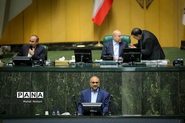 رای اعتماد مجلس به وزیر پیشنهادی جهاد کشاورزی