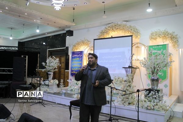 تجلیل از مربیان پرورشی‌، مشاوران‌، مراقبان سلامت و دبیران ورزش شهرستان بوشهر‌(‌2 )