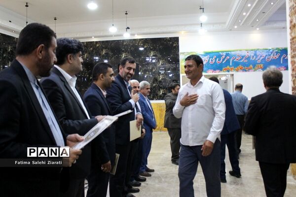 تجلیل از مربیان پرورشی‌، مشاوران‌، مراقبان سلامت و دبیران ورزش شهرستان بوشهر‌(‌2 )