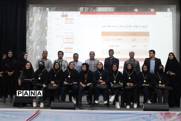 جشن ستارگان دختران شهرستان برخوار