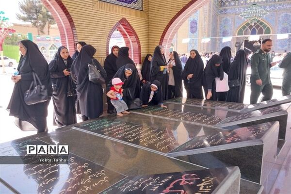 اهدای ۴۰ سری جهیزیه به زوج‌های جوان پاکدشتی