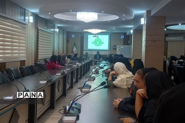 نشست هماهنگی اعزام دانش‌آموزان زیارت اولی استان البرز به مشهد مقدس