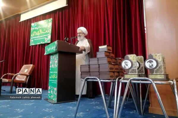 همایش خانوادگی بنت‌الهدی در قائمشهر