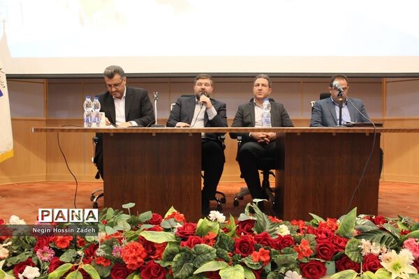 چهارمین نشست مجمع کمیسیون‌های معماری و شهرسازی شهرهای استان تهران در اسلامشهر