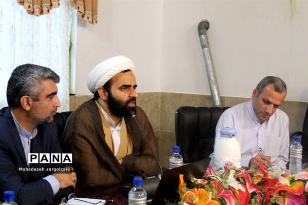 نشست معاونان پرورشی و تربیت‌بدنی شهرستان مناطق مازندران