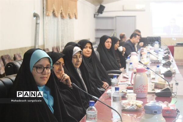 نشست معاونان پرورشی و تربیت‌بدنی شهرستان مناطق مازندران