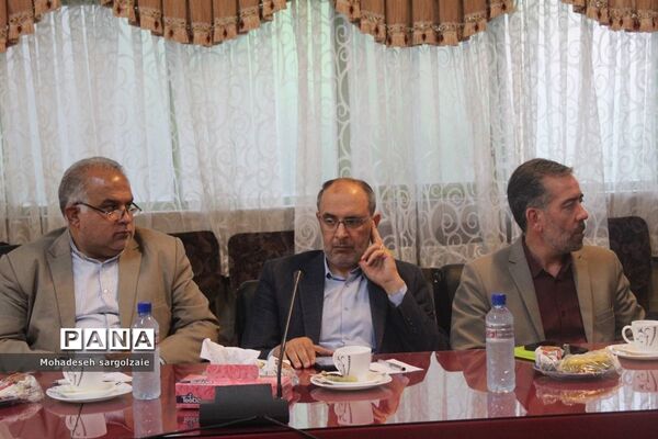 نشست معاونان پرورشی و تربیت‌بدنی شهرستان مناطق مازندران