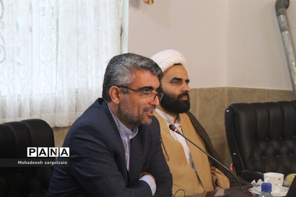 نشست معاونان پرورشی و تربیت‌بدنی شهرستان مناطق مازندران