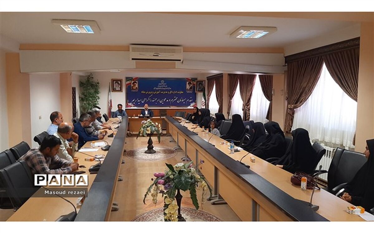 کارگروه جهاد آموزشی و عمرانی بسیج فرهنگیان در میانه کلید خورد
