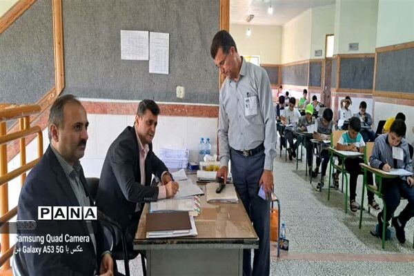 آزمون تیزهوشان دختران و پسران در دبیرستان علامه حلی