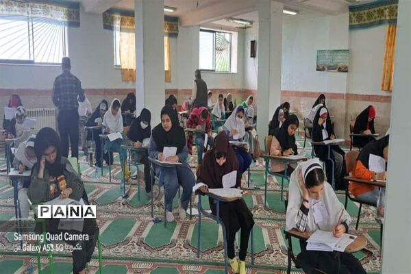 آزمون تیزهوشان دختران و پسران در دبیرستان علامه حلی