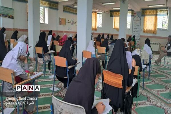 آزمون تیزهوشان دختران و پسران در دبیرستان علامه حلی