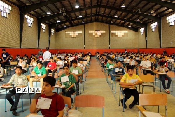 حضور پسران در آزمون ورودی مدارس استعدادهای درخشان