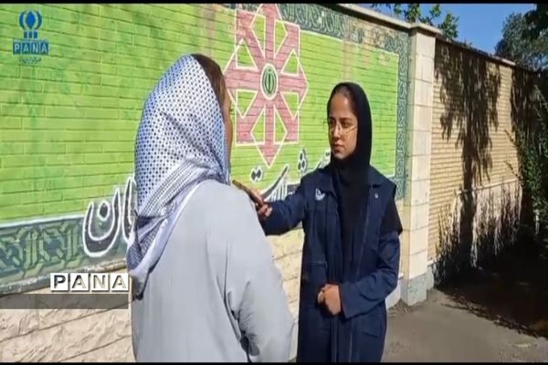 رقایت دانش‌آموزان دختر برای ورود به مدارس استعدادهای درخشان