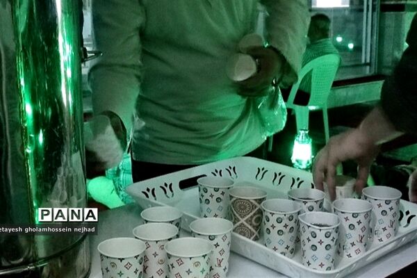 یادبود شهید‌محمد قنبری در گلزارشهدای شهرستان‌ قرچک