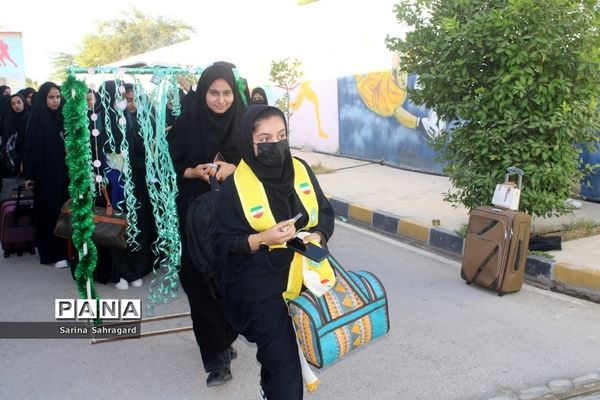 اعزام دانش‌آموزان دختر زیارت اولی  استان بوشهر به مشهد مقدس -۲