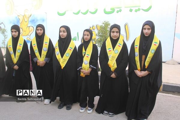 اعزام دانش‌آموزان دختر زیارت اولی  استان بوشهر به مشهد مقدس