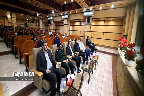 همایش جهاد تبیین و بصریت‌افزایی ویژه مدارس متوسطه آموزش و پرورش منطقه 4