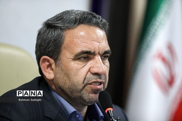 نشست خبری رئیس سازمان مدارس و مراکز غیر دولتی و توسعه مشارکت های مردمی
