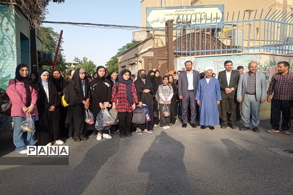بدرقه ۲۵ دانش‌آموز دختر‌ زیارت اولی برای‌ زیارت بارگاه ثامن الحجج‌ علیه السلام شهرستان قدس
