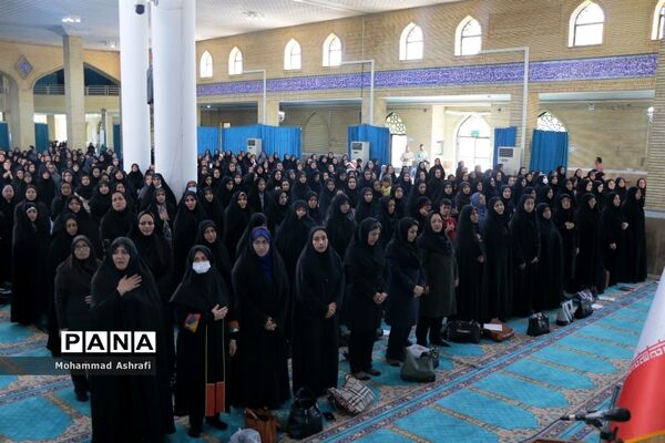 همایش 5 هزار نفری فرهنگیان با رویکرد جهاد تبیین در ارومیه