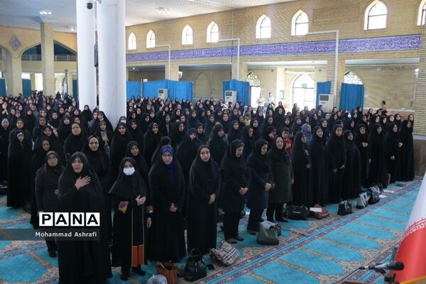 همایش 5 هزار نفری فرهنگیان با رویکرد جهاد تبیین در ارومیه