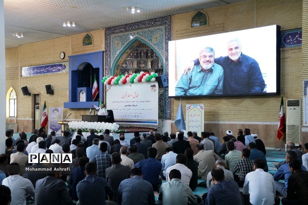 همایش 5 هزار نفری فرهنگیان با رویکرد جهاد تبیین در ارومیه