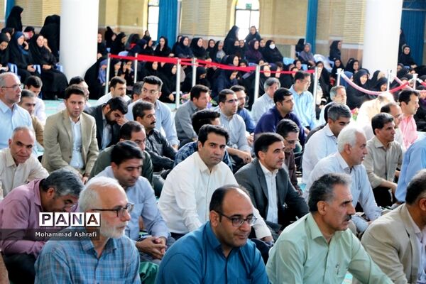 همایش 5 هزار نفری فرهنگیان با رویکرد جهاد تبیین در ارومیه