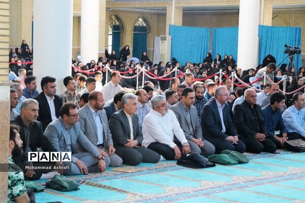 همایش 5 هزار نفری فرهنگیان با رویکرد جهاد تبیین در ارومیه