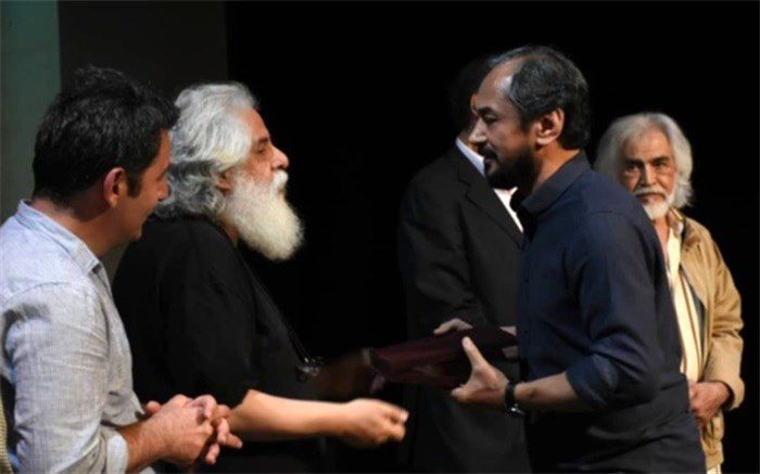 معرفی منتخبین سال ۱۴۰۱ عمارت نوفل‌شاتو