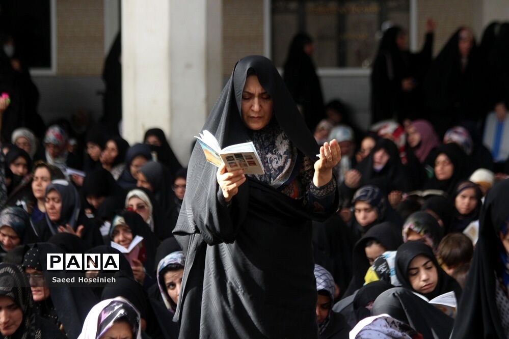 طنین دعای پرفیض عرفه از سیما