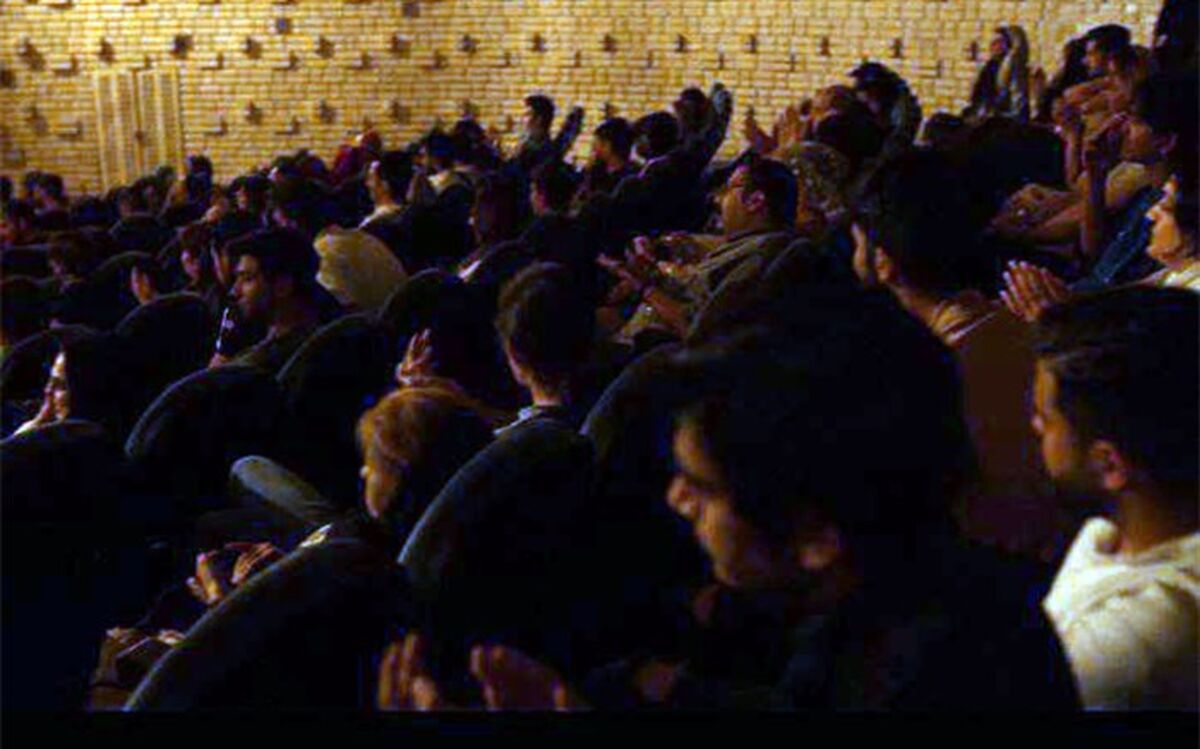 «عشق در پیری» در روز پایانی دو سانس روی صحنه می‌رود