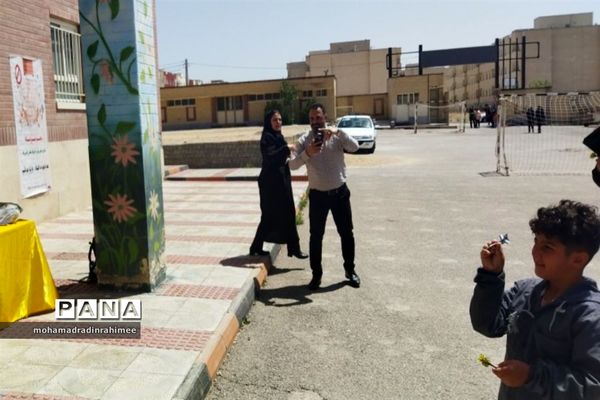 ویژه‌برنامه روز جهانی مبارزه با مواد مخدر در مدرسه ابوعلی‌سینا شهرستان فیروزکوه