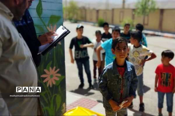 ویژه‌برنامه روز جهانی مبارزه با مواد مخدر در مدرسه ابوعلی‌سینا شهرستان فیروزکوه